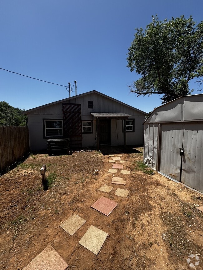 Building Photo - 1718 25th St Rental