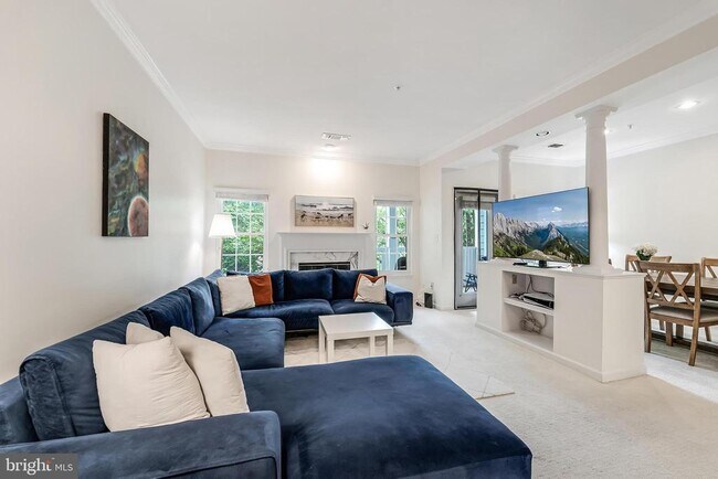 Photo - 1700 Lake Shore Crest Dr Unit 25