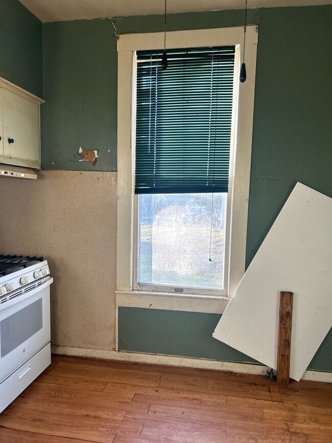 Photo - 206 Dallas St