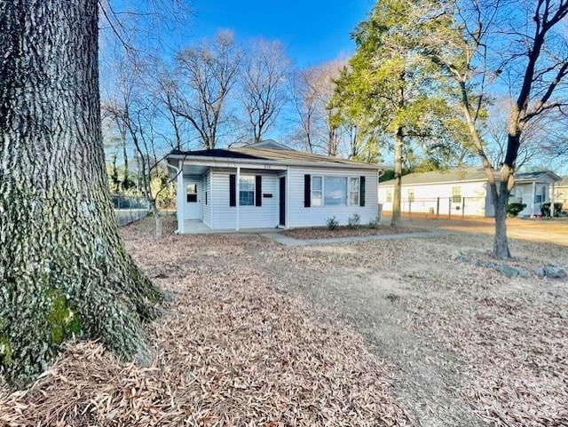 Building Photo - 416 E 19th St