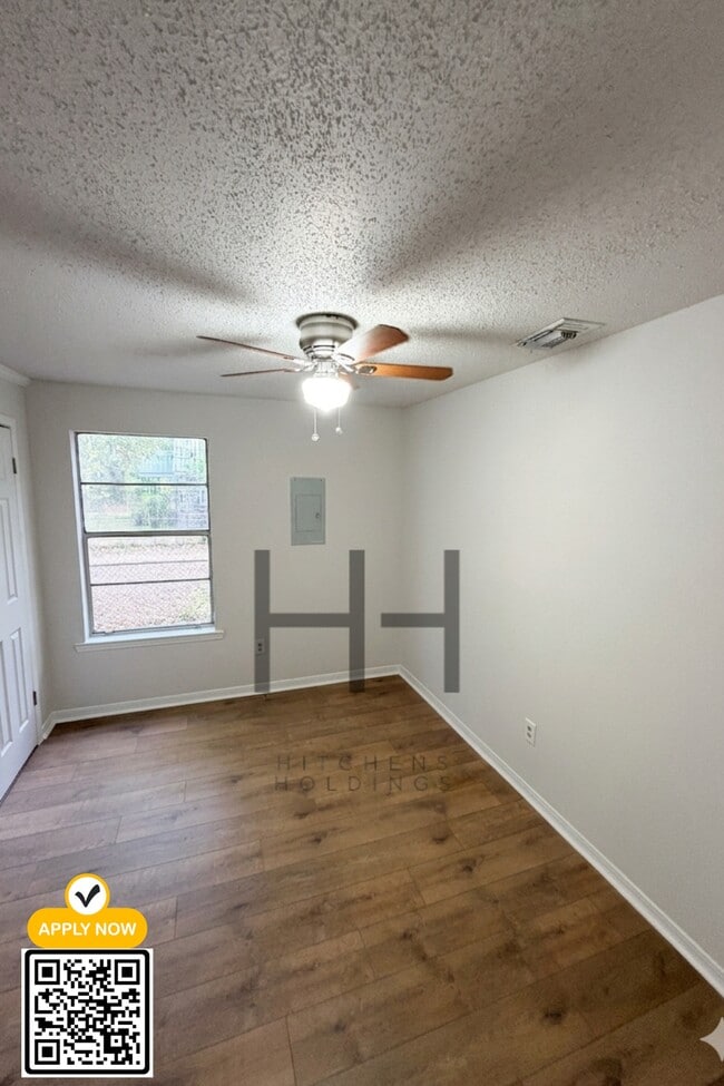 2115 Barron Pl