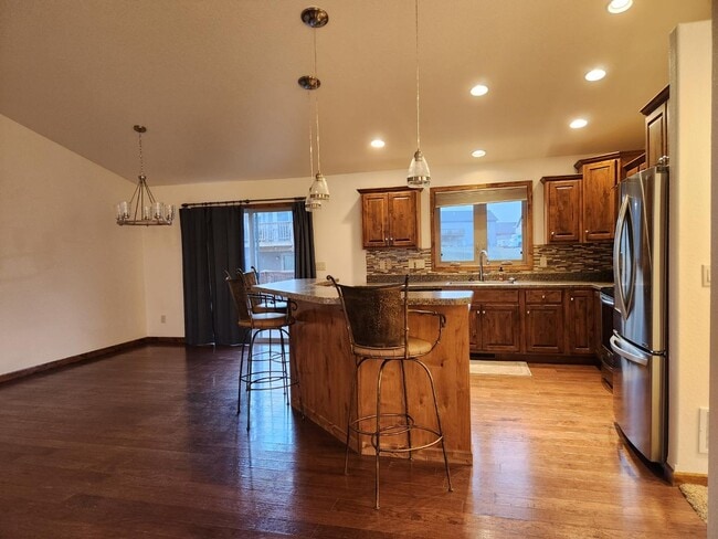 Photo - 737 Copperfield Dr