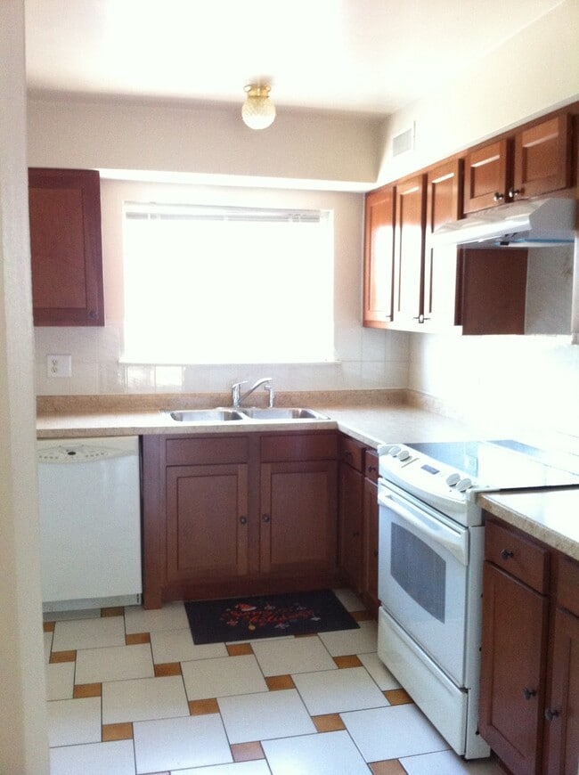 Photo - 9368 Bay Colony Dr Unit 2S