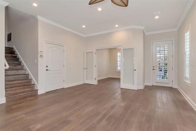 Photo - 947 Hemingway Cir