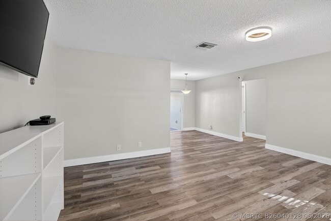 Photo - 8845 NW 14th St