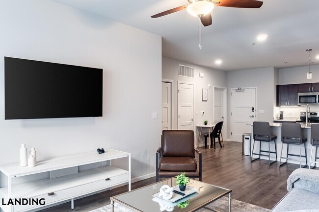 Photo - 2023 N Broadmoor Ave Unit 119