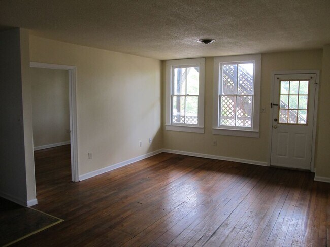 807 Caroline St Unidad 2