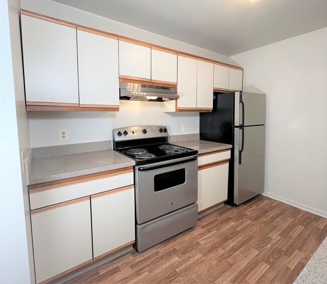 Spinnaker - Kitchen