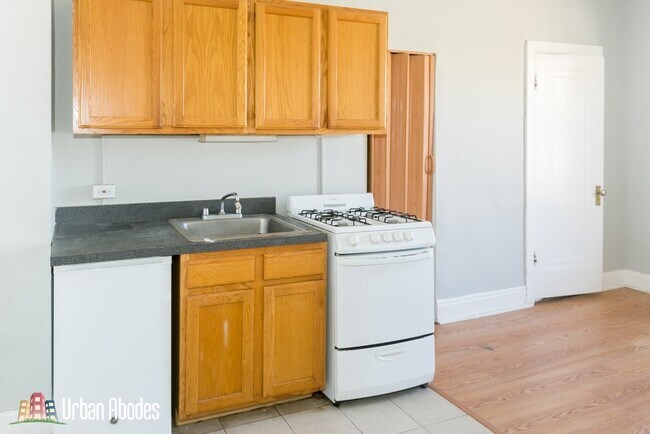 Photo - 3836 N Fremont Unit A07C