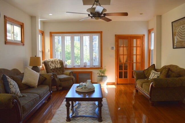 Photo - 42-46 78th St