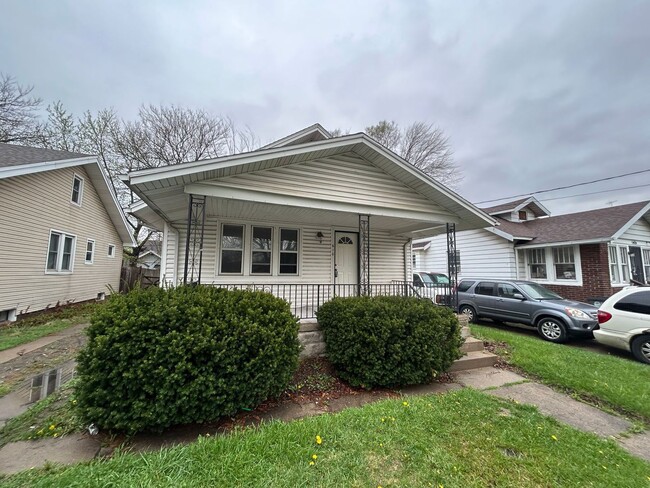 Photo - Cozy and freshly Updated North Toledo Home Near I-75 & Downtown