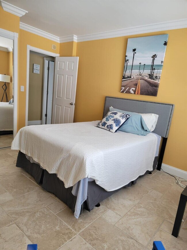 Photo - 2900 NE 30th St Unit H3