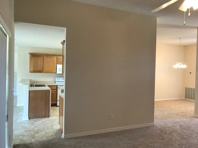 Photo - 2642 Hidden Creek Dr