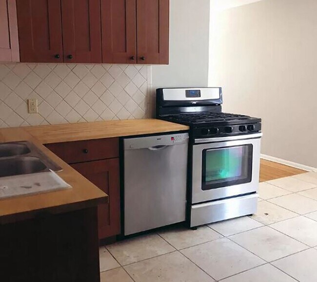 Photo - 917/919 22nd Ave SE Unit 917 22nd Ave SE