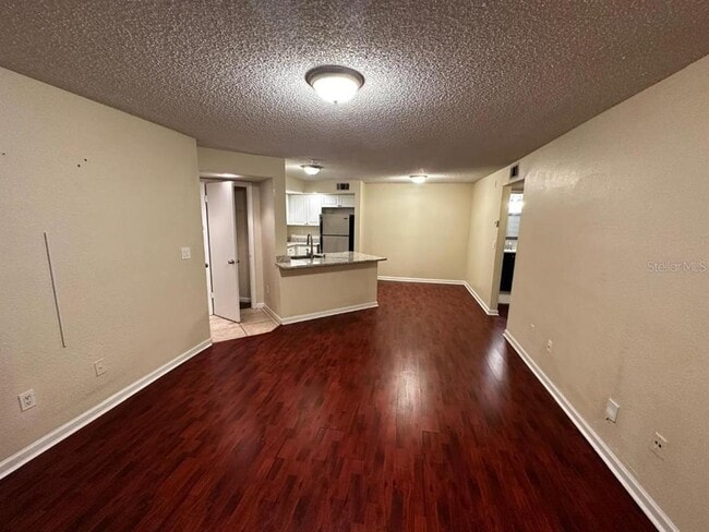 Photo - 4606 Commander Dr Unit 1126