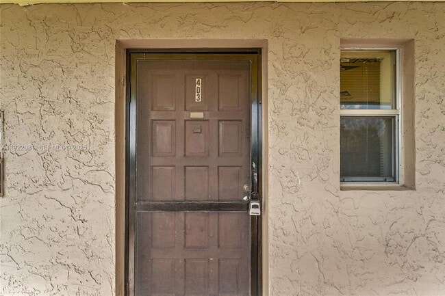 Photo - 6101 N Falls Cir Dr Unit 403