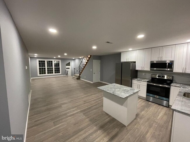 Building Photo - 10924 Modena Pl