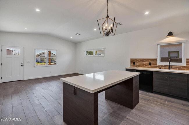 Photo - 1436 E Pierce St