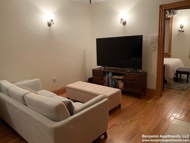 Photo - 29 Phillips St Unit 1