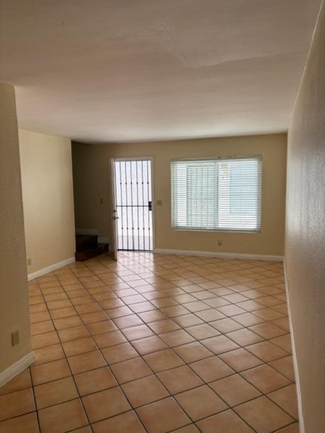Photo - 5725 Linda Vista Rd Unit 5725 Linda Vista Rd # 3