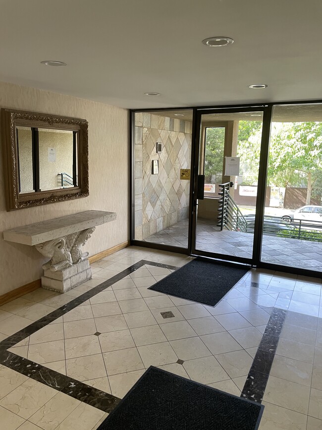 Lobby - Entrance - Croft Apartments Unit 124