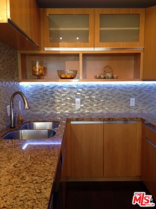 Building Photo - 10501 Wilshire Blvd Unit 808 Rental