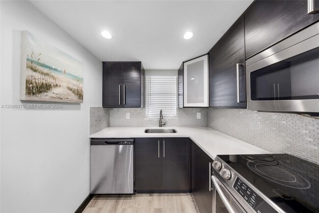 Photo - 3001 W Rolling Hills Cir Unidad 610