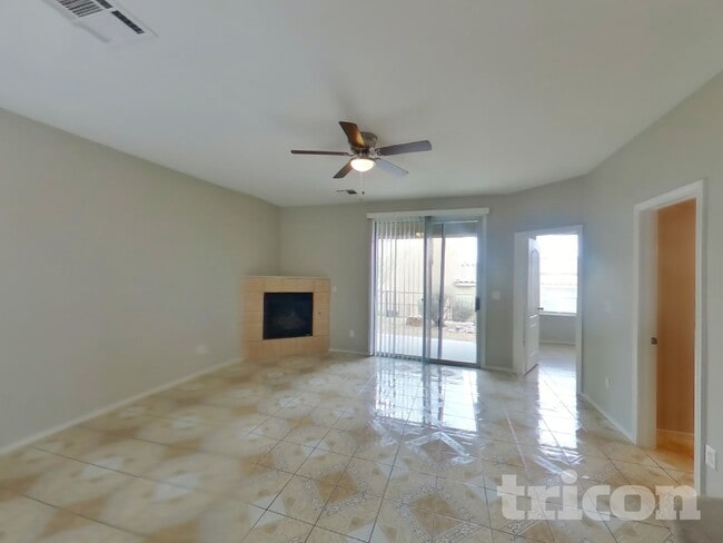 Photo - 8998 Ellenbrook St