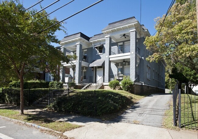 Photo - 500 Parkway Dr NE