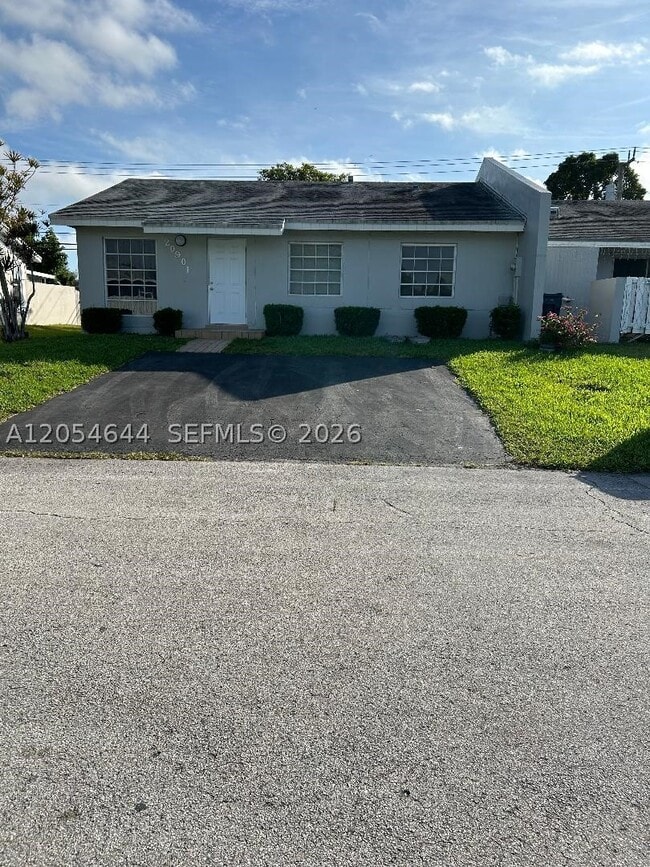 Photo - 20901 SW 103rd Pl