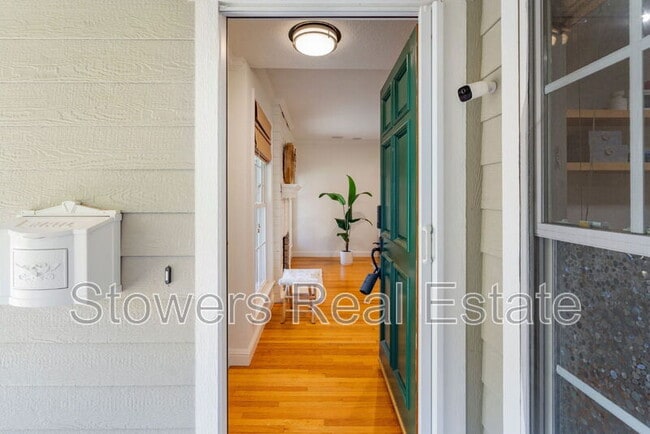Photo - 1413 Goleta Ct