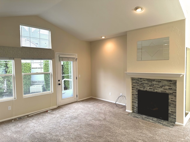 Photo - Elegant Gated Townhome with Main-Floor Primary Suite at Marina Pointe Kent