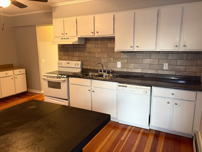 Photo - *687 Charles Street Unit 2