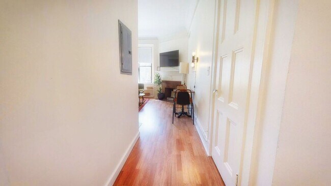 42 Boylston St
