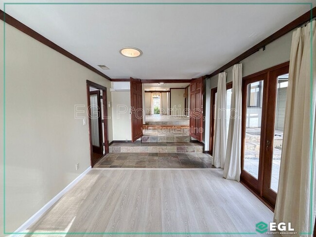 Photo - 7601 Kittyhawk Ave