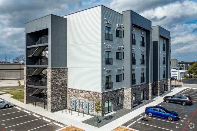 Photo - Spirit Of St Louis Apartments