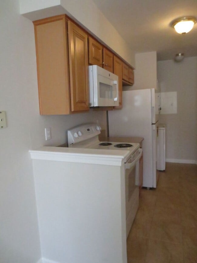 Photo - 2 BR, 1 BA Condo Military HWY & Indian River Rd
