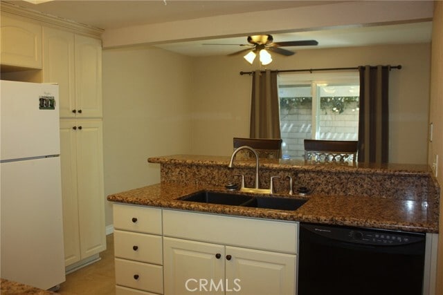 Photo - 1676 Sumac Pl