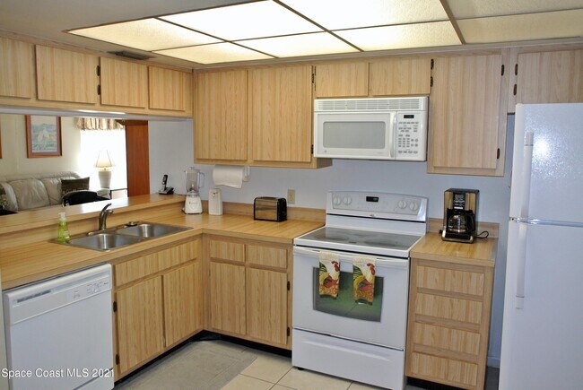 Photo - 537 Taylor Ave