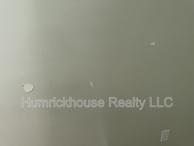 Photo - 216 McFadden St