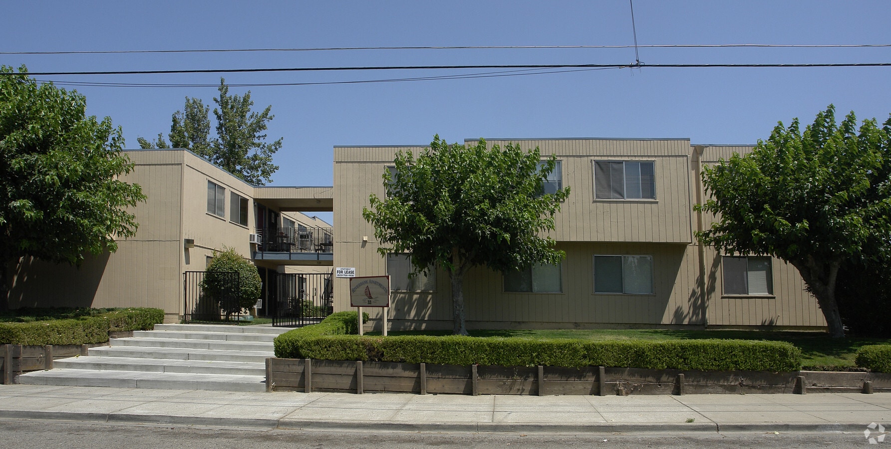 Riverbank Apartments - Riverbank Apartments