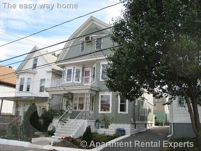 Photo - 10 Evergreen Ave Unidad #3