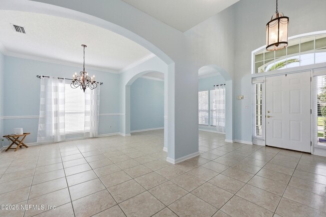 Photo - 821 Bonaire Cir