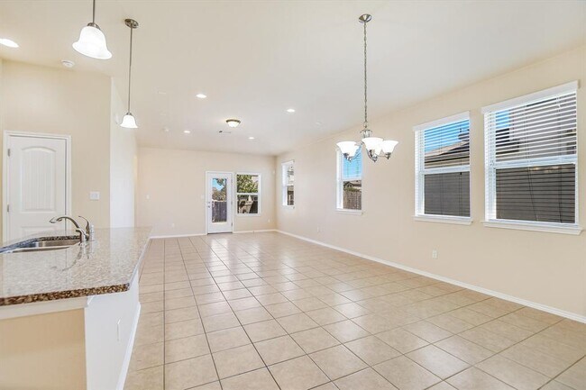 Photo - 19216 Kimberlite Dr