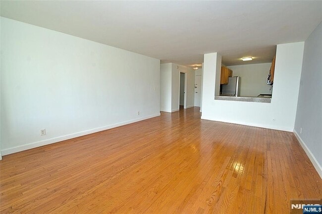 Photo - 1203 River Rd Unit 14C