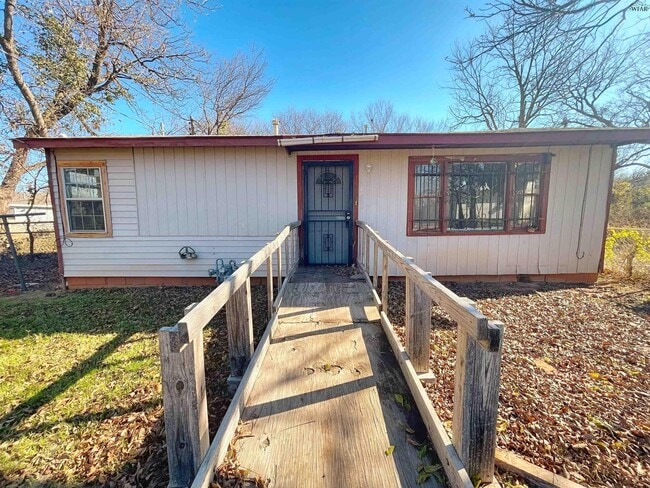 Building Photo - 1505 Smith St