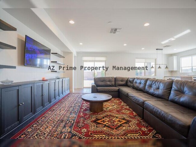 Photo - 5033 N 81st Ave