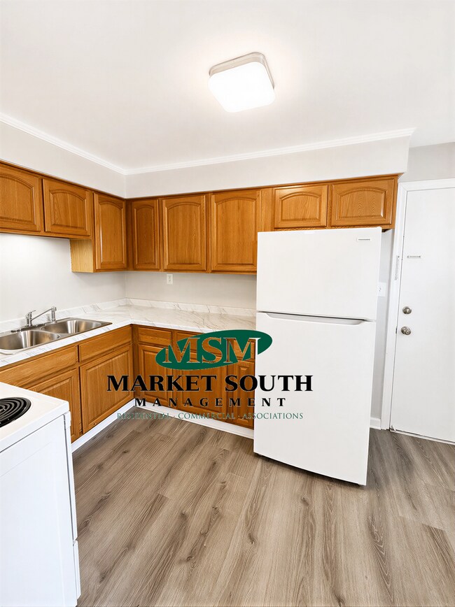 4 W 53rd St Unidad 4 W. 53rd Street #1