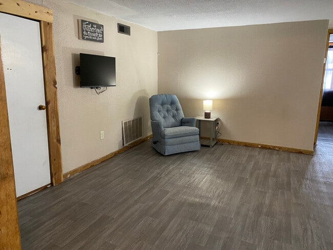 Photo - 224 Garfield St