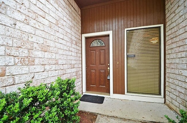 Photo - 3130 Frontier Dr